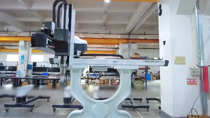 Three-Axis/Five-Axis Servo Driven Robot